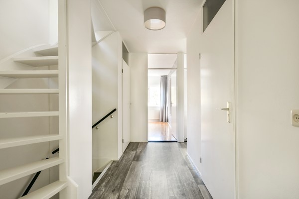 Medium property photo - Schaarbeekstraat 13, 1066 JW Amsterdam
